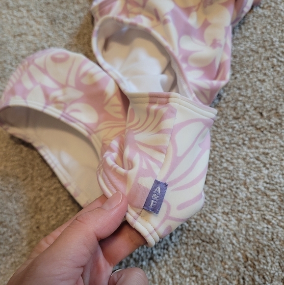 Abercrombie & Fitch Kids One Peice Swimming Suit Size 9/10 - Picture 5 of 5